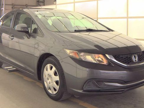 Used 2013 Honda Civic LX image 4