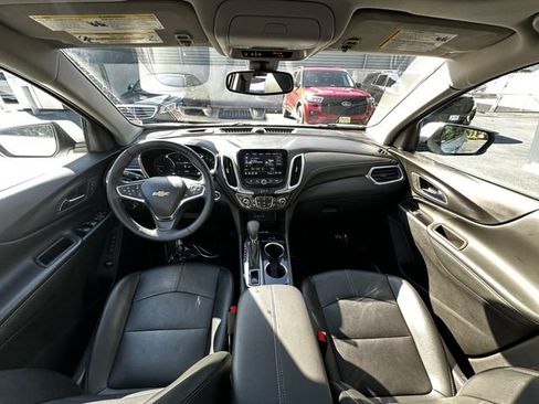 Used 2024 Chevrolet Equinox Premier AWD/4WD image 16