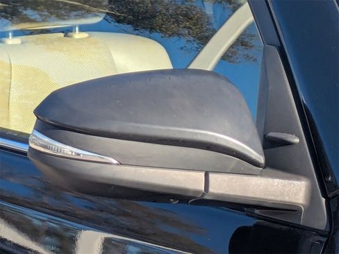 Used 2015 Toyota 4Runner Limited image 11