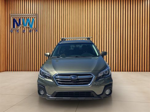 Used 2019 Subaru Outback 2.5i Touring w/ Popular Package #3A AWD/4WD image 2