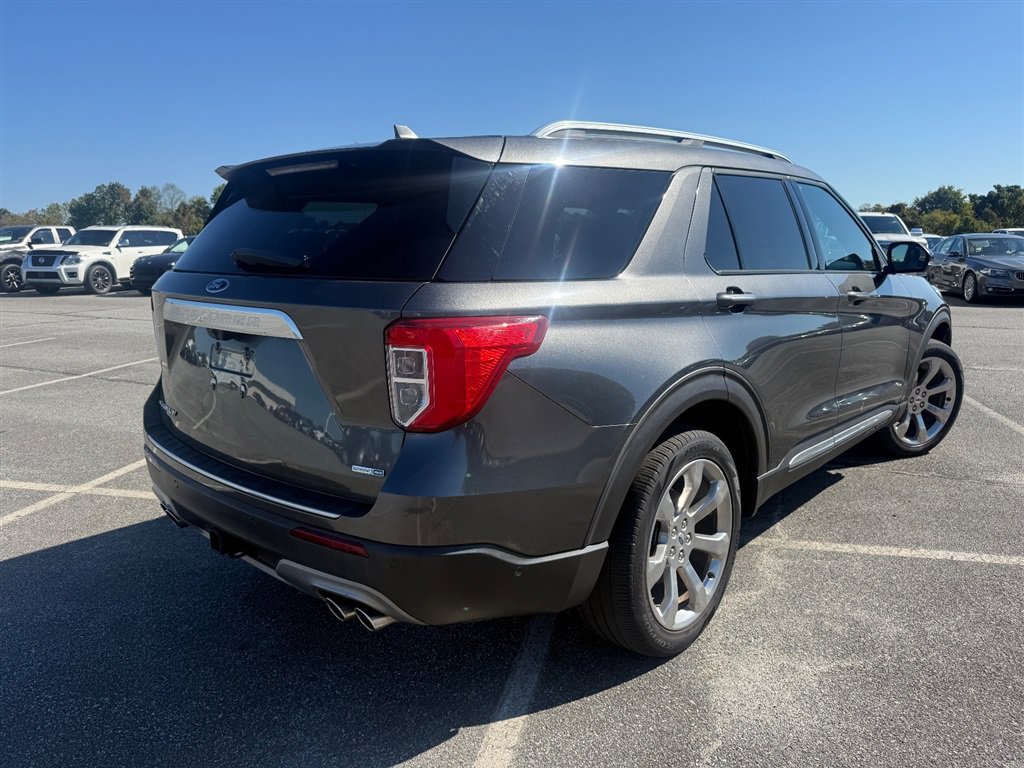 Used 2020 Ford Explorer Platinum w/ Premium Technology Package AWD/4WD image 3