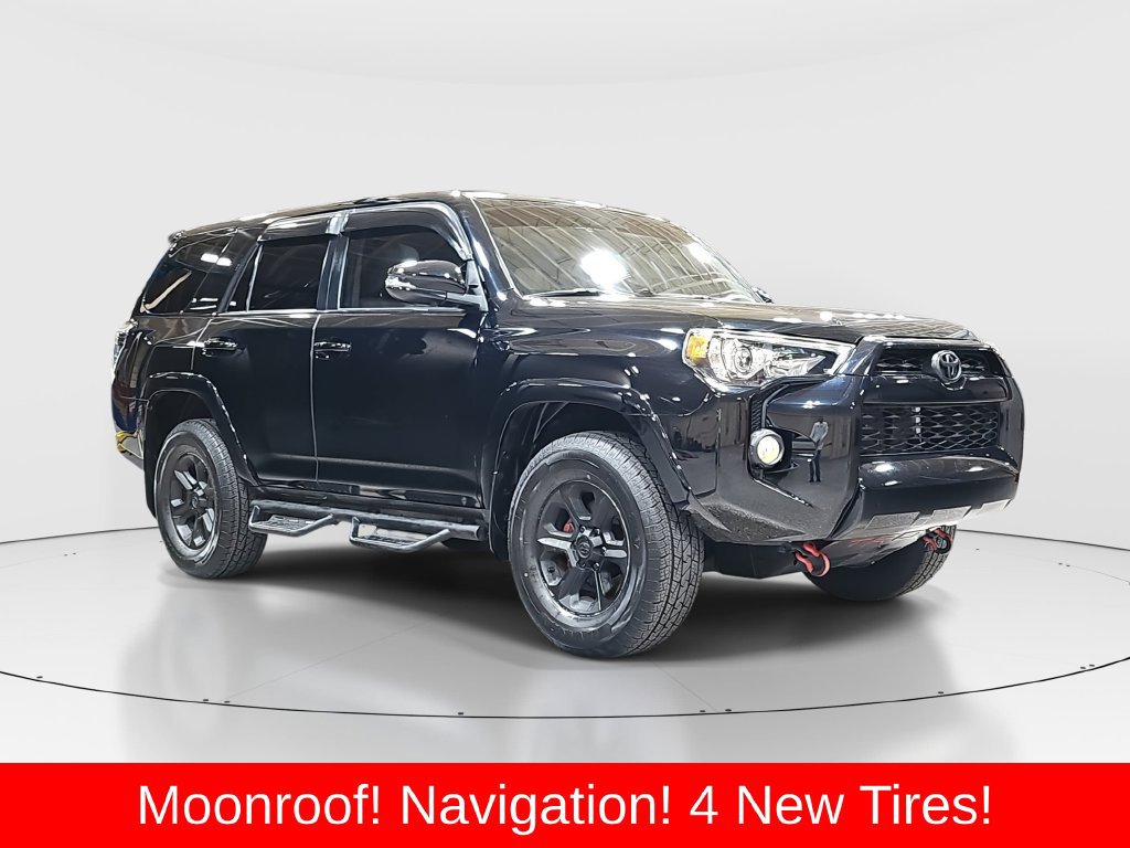 Certified 2019 Toyota 4Runner SR5 Premium AWD/4WD image 3