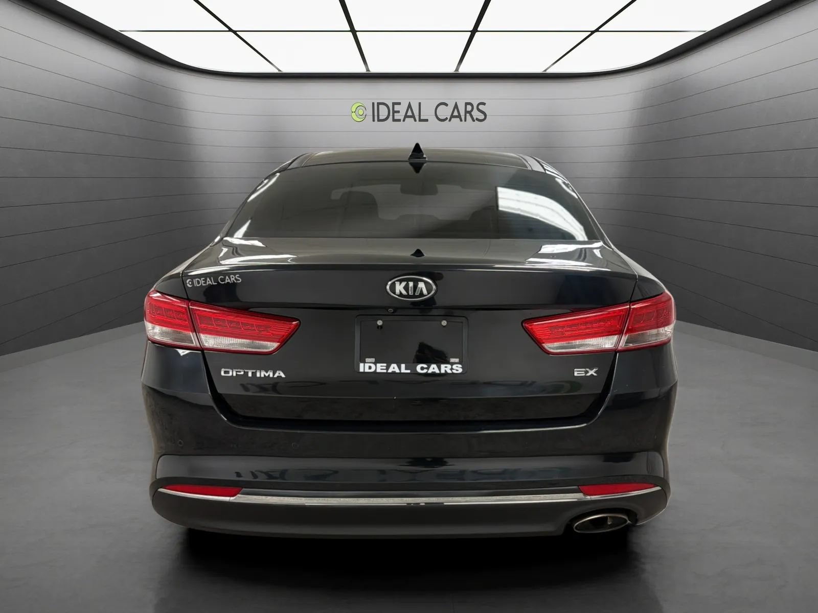 Used 2018 Kia Optima EX w/ Premium Package FWD image 6