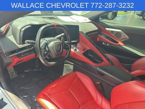 Used 2021 Chevrolet Corvette Stingray Premium Conv w/ Z51 Performance Package RWD image 8