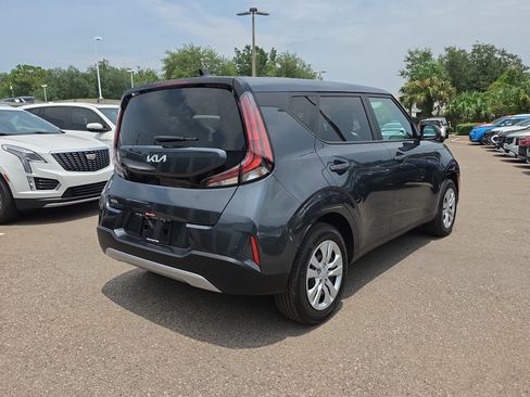 Certified 2025 Kia Soul LX FWD image 8