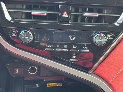 Used 2023 Toyota Camry XSE w/ Navigation Package image 32