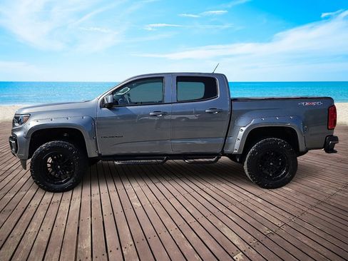 Used 2022 Chevrolet Colorado LT AWD/4WD image 7