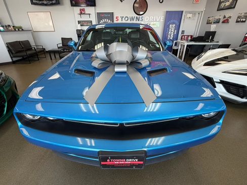 Used 2015 Dodge Challenger SXT Plus w/ Sound Group II image 14