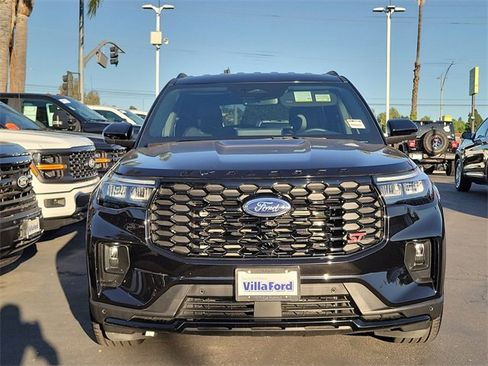 Used 2025 Ford Explorer ST image 22