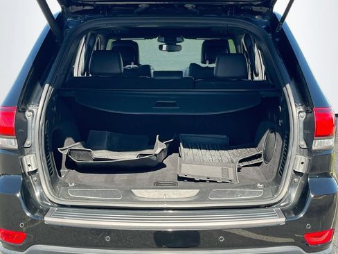 Used 2019 Jeep Grand Cherokee Trailhawk w/ Trailhawk Luxury Group AWD/4WD image 27