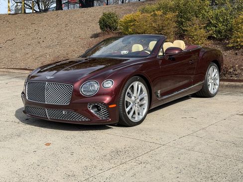 Used 2020 Bentley Continental GT First Edition image 11