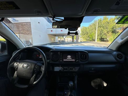 Used 2021 Toyota Tacoma SR image 18
