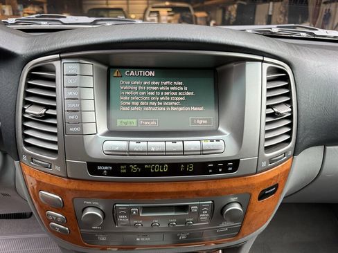 Used 2005 Lexus LX 470 4WD image 50