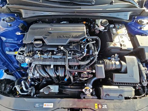 New 2026 Hyundai Elantra SE w/ Cargo Package FWD image 13