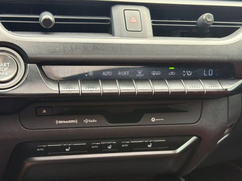 Used 2019 Lexus UX 200 F Sport w/ F Sport Premium Package FWD image 22