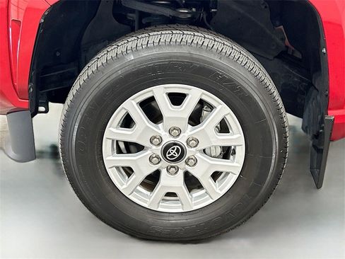 Used 2024 Toyota Tacoma SR image 25