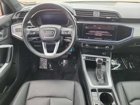 Used 2023 Audi Q3 2.0T Premium AWD/4WD image 3