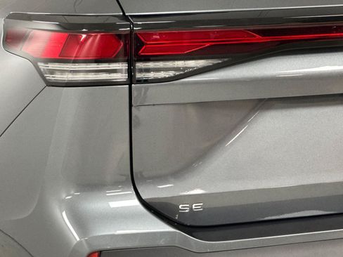 New 2026 Volkswagen Tiguan SE AWD/4WD image 25