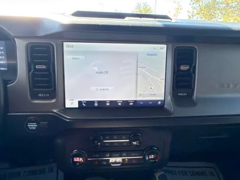 Used 2023 Ford Bronco Outer Banks AWD/4WD image 31