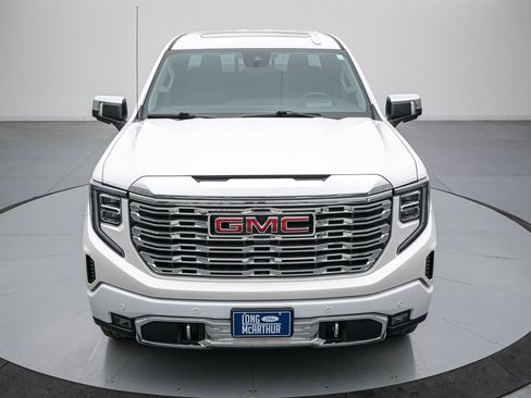 Used 2024 GMC Sierra 1500 Denali w/ Denali Reserve Package AWD/4WD image 11