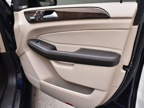 Used 2018 Mercedes-Benz GLE 350 image 25