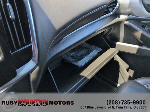 Used 2022 Chevrolet Traverse LT AWD/4WD image 22