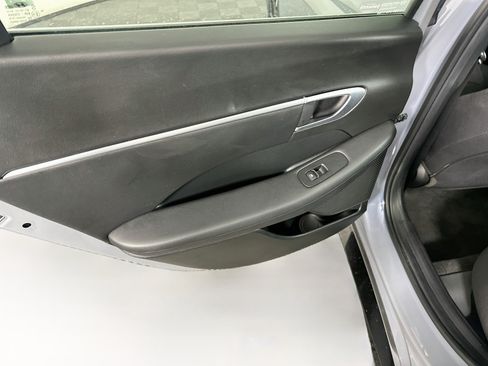 Used 2025 Hyundai Sonata SEL FWD image 25