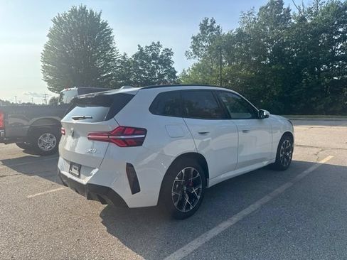 Used 2025 BMW X3 xDrive30i w/ Premium Package AWD/4WD image 4