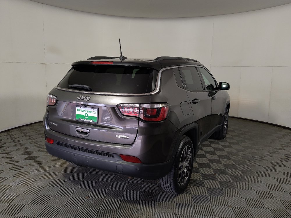 Used 2018 Jeep Compass Latitude w/ Popular Equipment Group AWD/4WD image 7