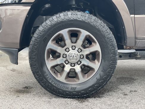 Used 2019 RAM 2500 Limited AWD/4WD image 35