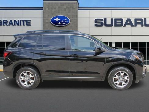 Used 2023 Honda Passport TrailSport image 12