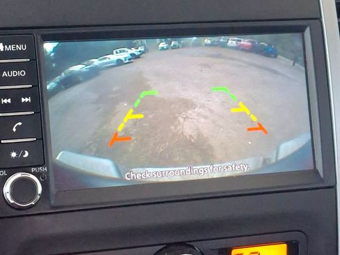 Used 2021 Nissan Frontier SV RWD image 16