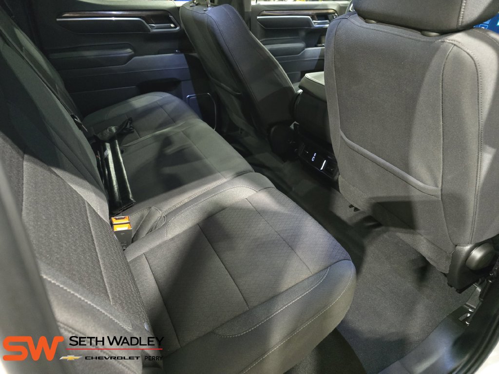 Used 2026 Chevrolet Silverado 1500 LT AWD/4WD image 11