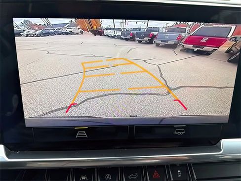 Used 2022 Chevrolet Silverado 1500 LT image 22