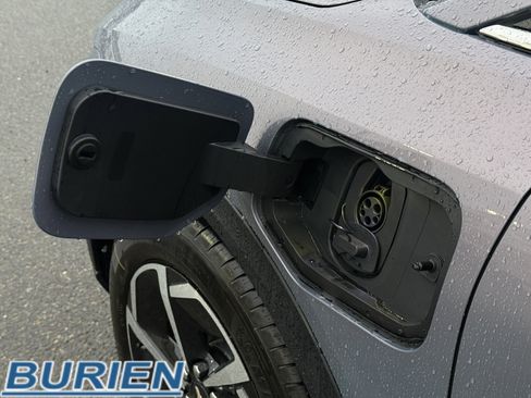 New 2026 Chevrolet Equinox EV LT image 39