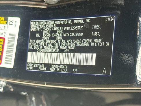 Used 2024 Toyota Highlander Platinum AWD/4WD image 49