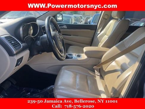 Used 2021 Jeep Grand Cherokee Limited w/ Luxury Group II image 23