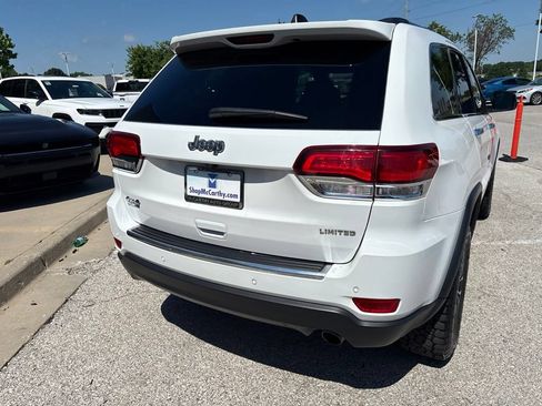 Used 2022 Jeep Grand Cherokee Limited AWD/4WD image 25