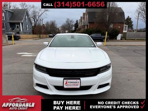 Used 2021 Dodge Charger SXT w/ Leather Interior Group image 5