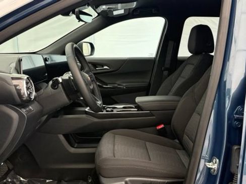 New 2026 Chevrolet Equinox LT w/ Safety and Technology Package AWD/4WD image 12
