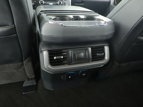 Used 2022 Ford F150 Lariat w/ Tow Technology Package image 26