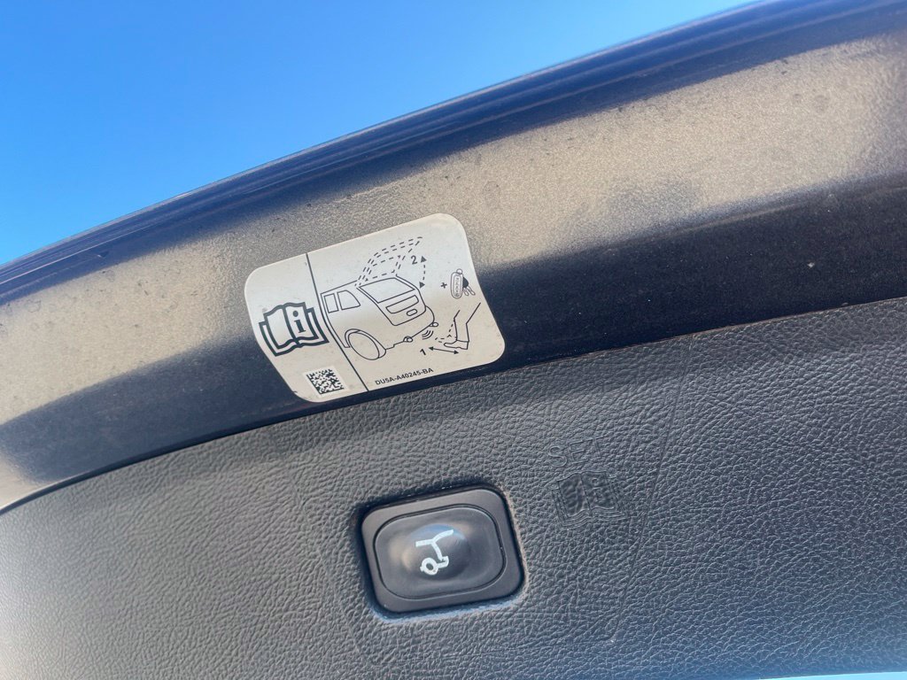 Used 2019 Ford Edge SEL w/ Equipment Group 201A FWD image 10