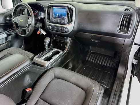 Used 2022 Chevrolet Colorado LT w/ Fleet Safety Package RWD image 28