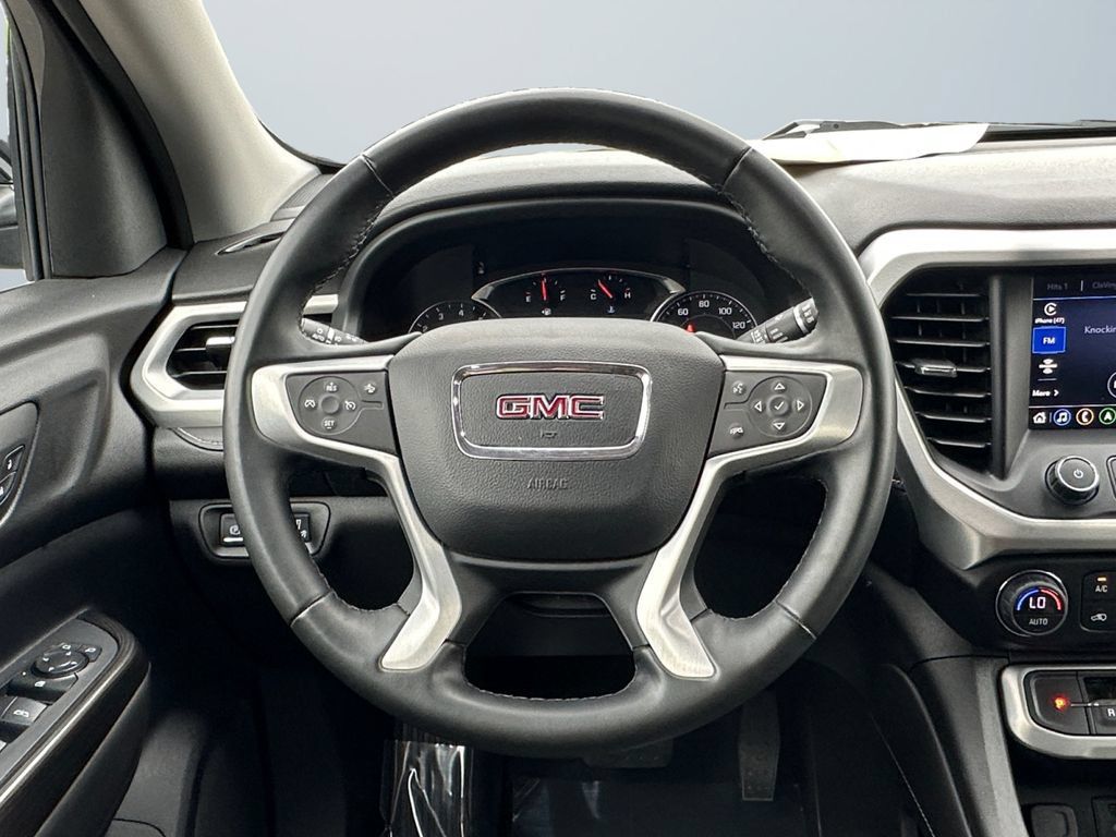 Used 2023 GMC Acadia SLT AWD/4WD image 13