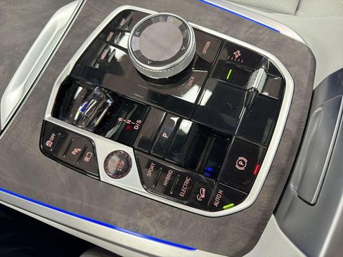 Certified 2024 BMW X5 xDrive50e w/ Executive Package AWD/4WD image 17