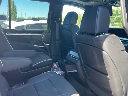 Used 2026 Cadillac Escalade Luxury w/ Touring Package AWD/4WD image 10
