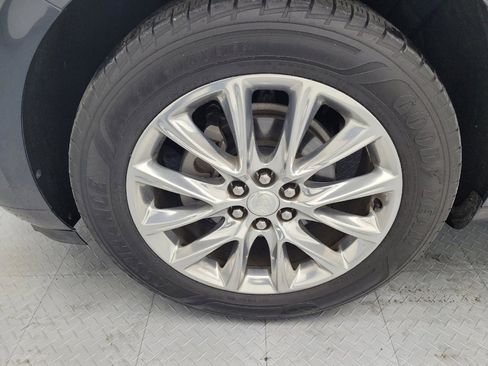 Used 2019 Buick Enclave Premium w/ Experience Buick Package image 31