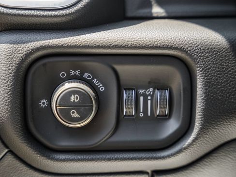 New 2026 RAM 1500 Big Horn AWD/4WD image 44
