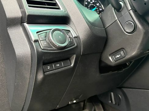 Used 2016 Ford Explorer Limited w/ Equipment Group 301A AWD/4WD image 16