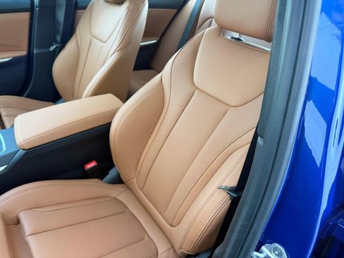 New 2026 BMW 330i Sedan w/ M Sport Package image 23